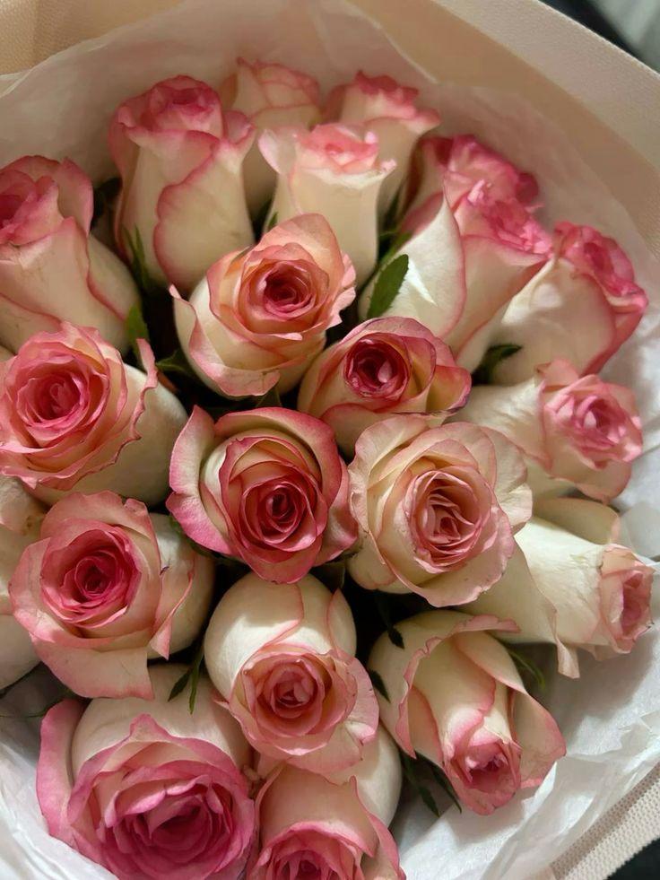 OakMeadowLab workshop space where corporate flower arrangements are designed and prepared for business delivery